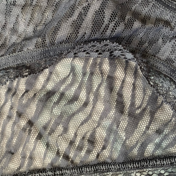 🍉Victoria’s Secret panties, semi sheer, dark grey, tiger print, L, NWT - Picture 3 of 7